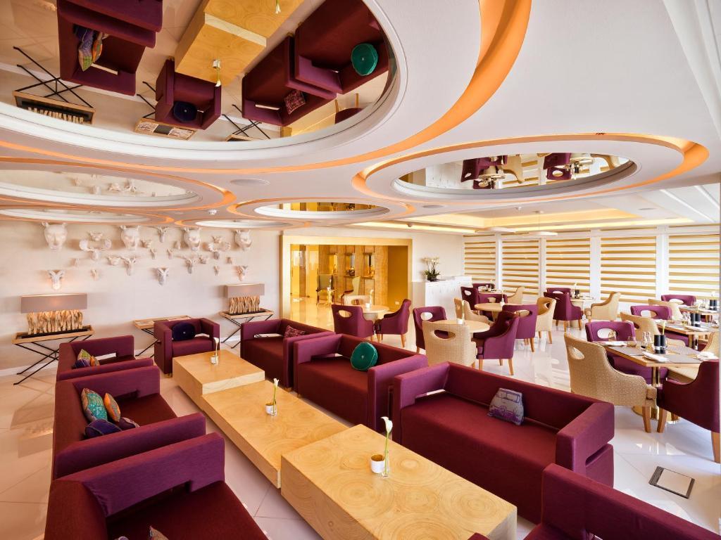 The Domain Bahrain Hotel And Spa - Adults Friendly 16 Years Plus Манама Экстерьер фото The lounge at the airport